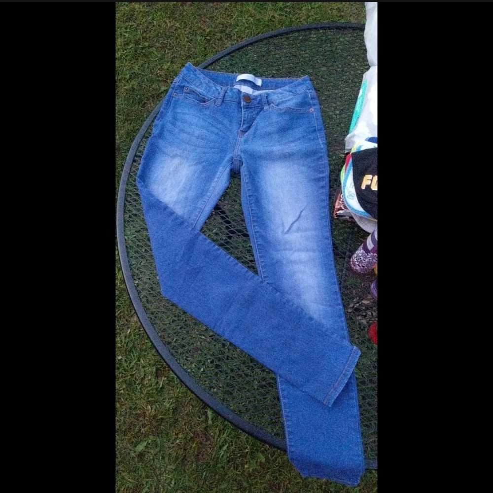 🎉3/$15🎉 Women's *Curvy* Skinny Jeans